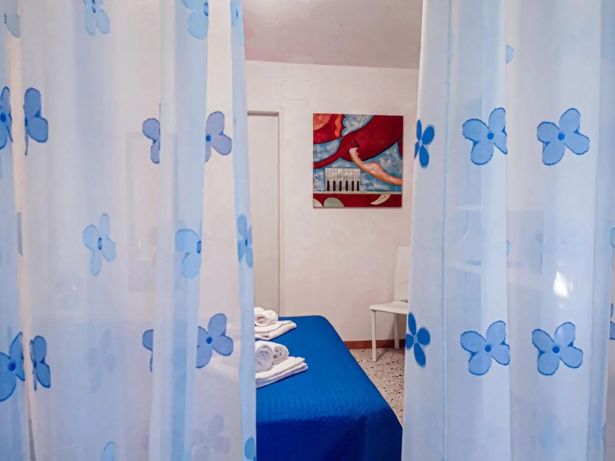 Hotel Casaulente Mare Alcamo Marina 0*,  Italia